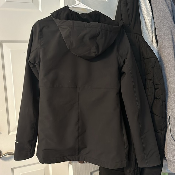 The North Face Jacket - Picture 3 of 4